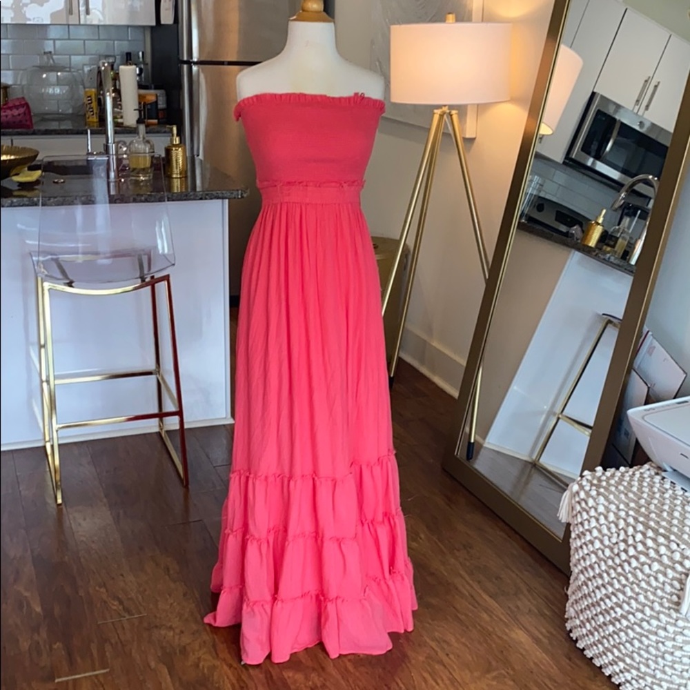 NWT MAXI DRESS